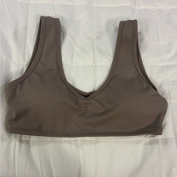 Sisterly Tribe Other - Sisterly Tribe V-Neck Sports Bralette in Taupe size medium